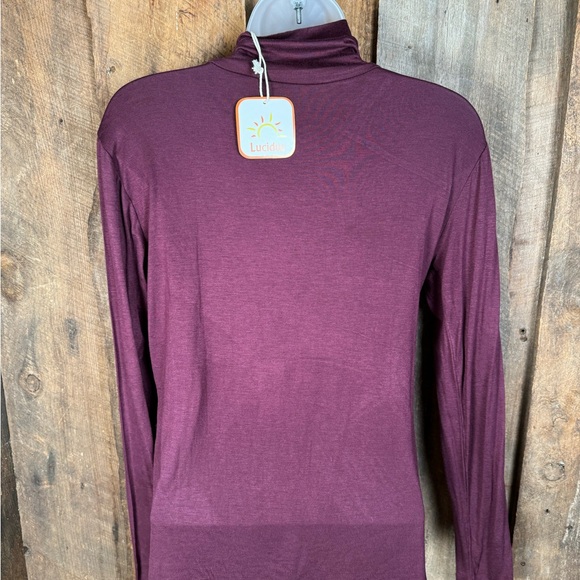 Lucidus Burgundy Lightweight Mock Turtleneck- Size Medium- NWT - Picture 4 of 9